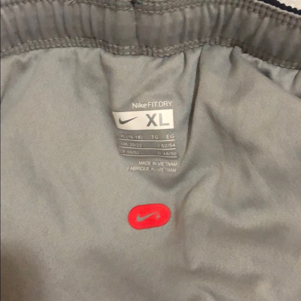 NWT Running short-Nike Fit dry - size XL - Picture 7 of 16